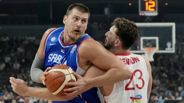 Smeč Nikoly Jokiče v utkání s Tureckem