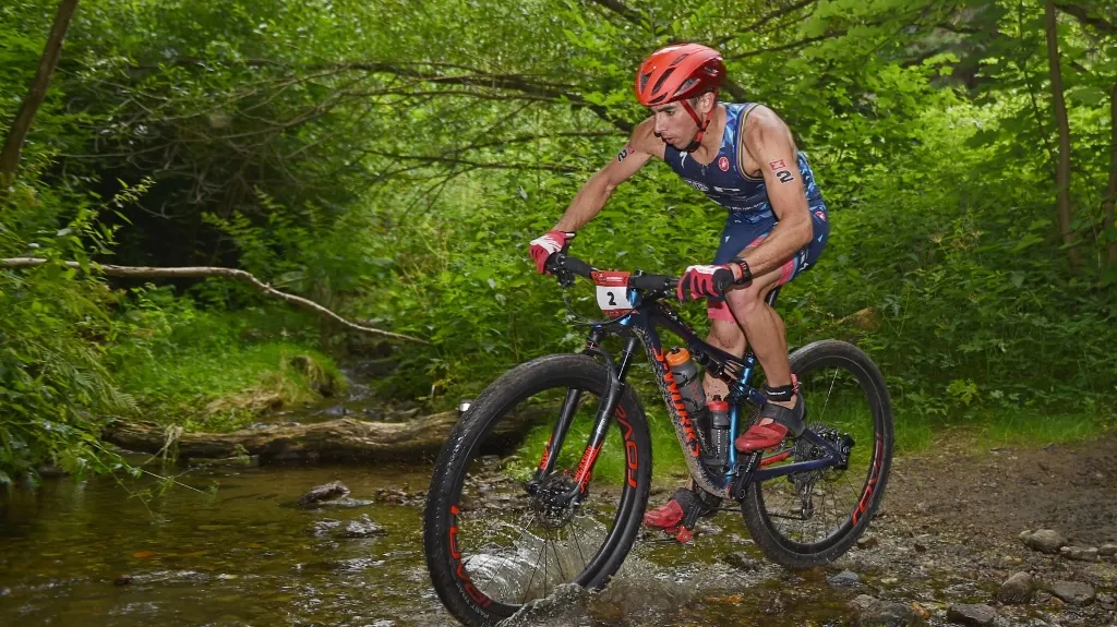 Španělský triatlonista Ruben Ruzafa