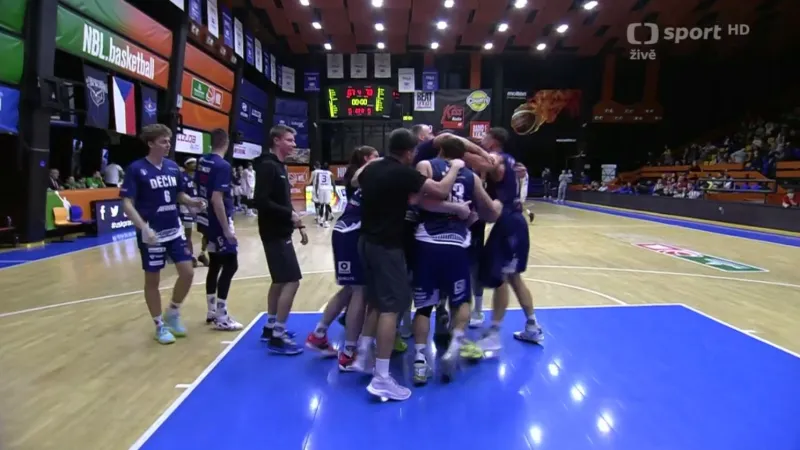 Závěr a ohlasy utkání USK Praha - Děčín
