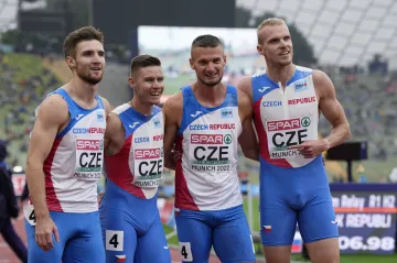 Česká štafeta čtvrtkařů ve složení Matěj Krsek, Pavel Maslák, Michal Desenský a Patrik Šorm