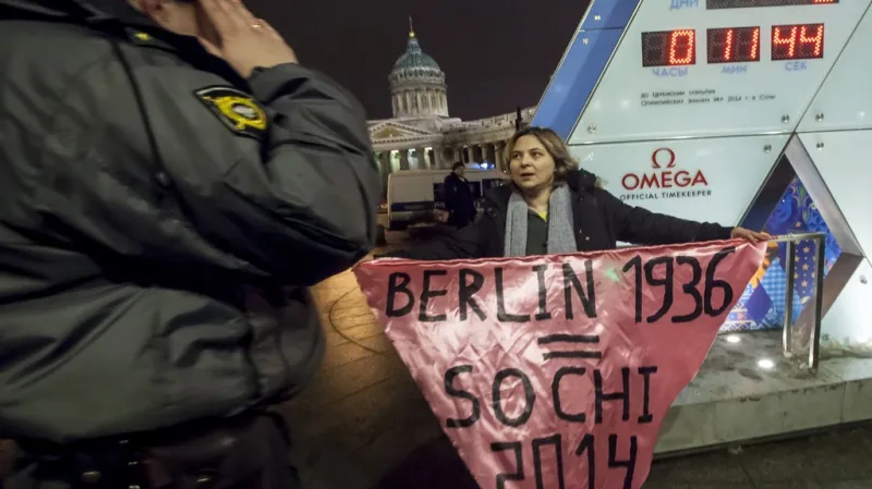 Demonstrace za práva gayů v Petrohradu