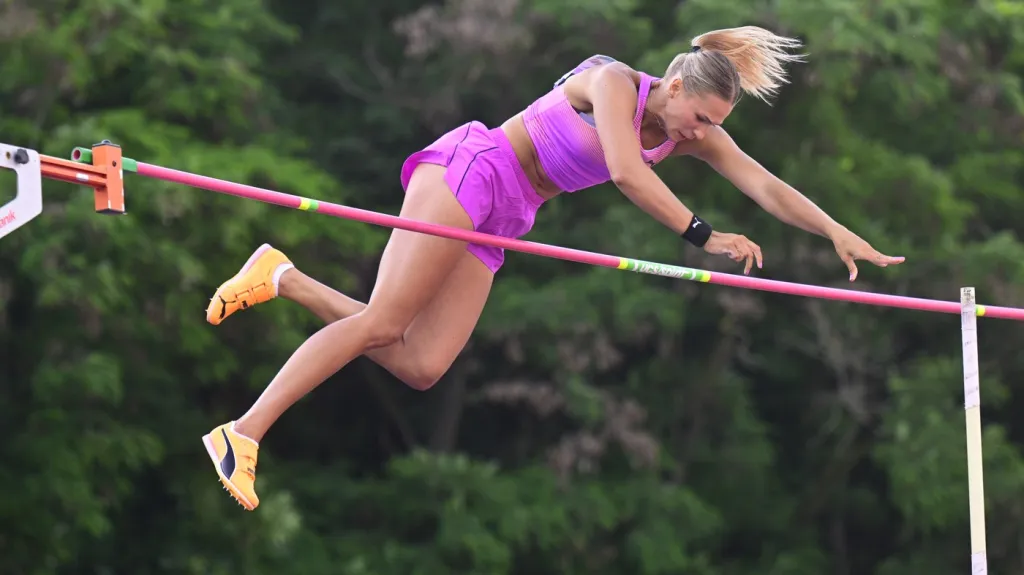 Tyčkařka Amálie Švábíková