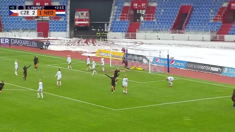 Češky na senzaci nedosáhly, Nizozemky srovnaly v závěru