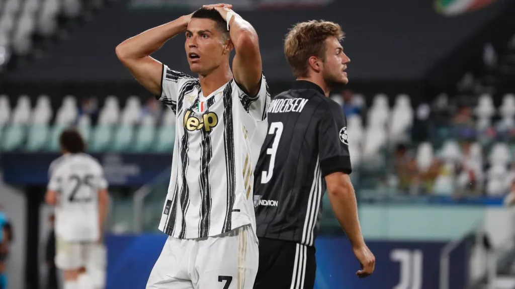 Šokovaný Cristiano Ronaldo z Juventusu