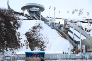 Skokanský areál v dějišti OH