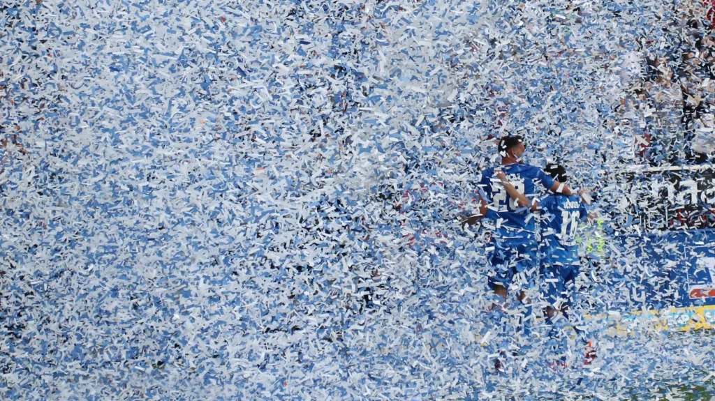 Fotbalisté Hoffenheimu se radují z postupu do Ligy mistrů