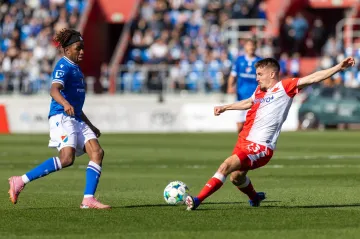 Abdullahi Bewene a Michal Sadílek