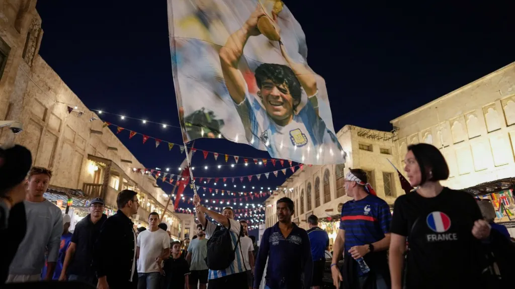 Stále přítomný Diego Maradona