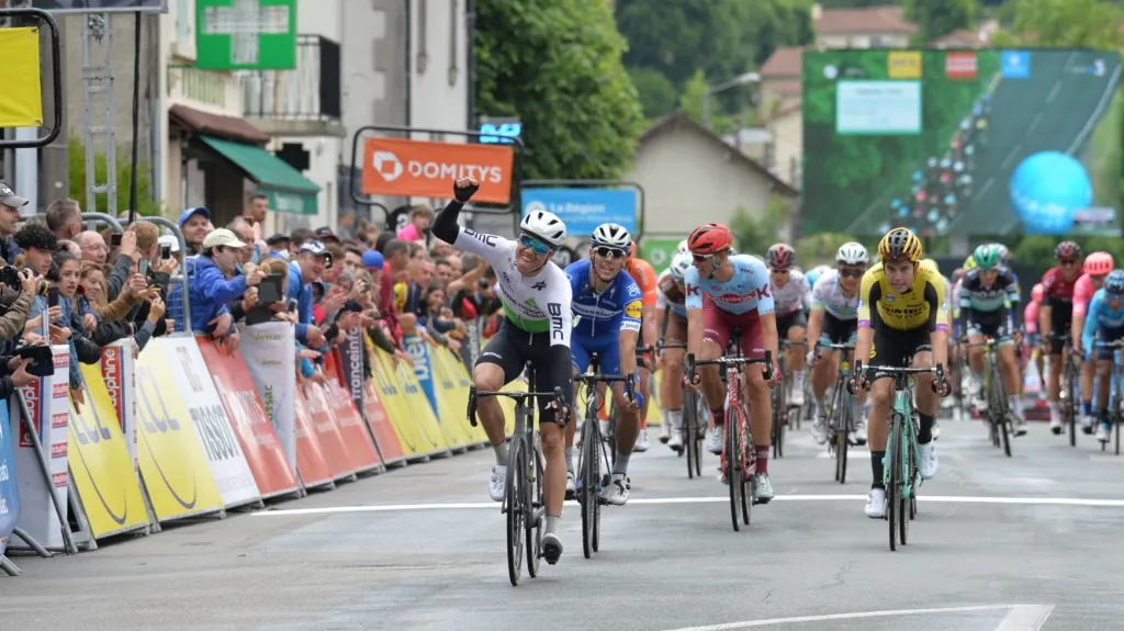 Boasson Hagen vítězí v první etapě Critérium du Dauphiné