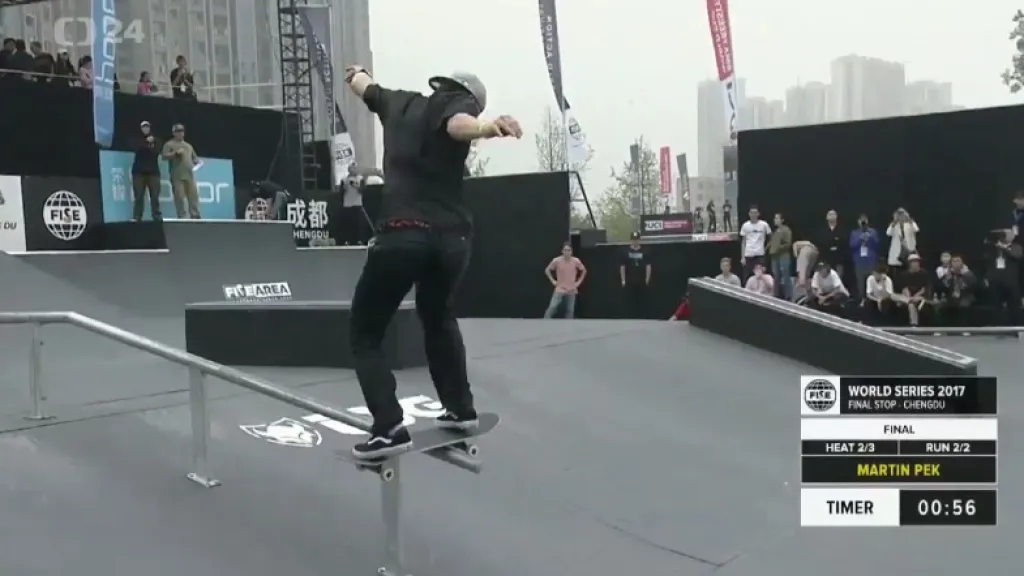 Skateboardista Pek skončil v Číně třetí