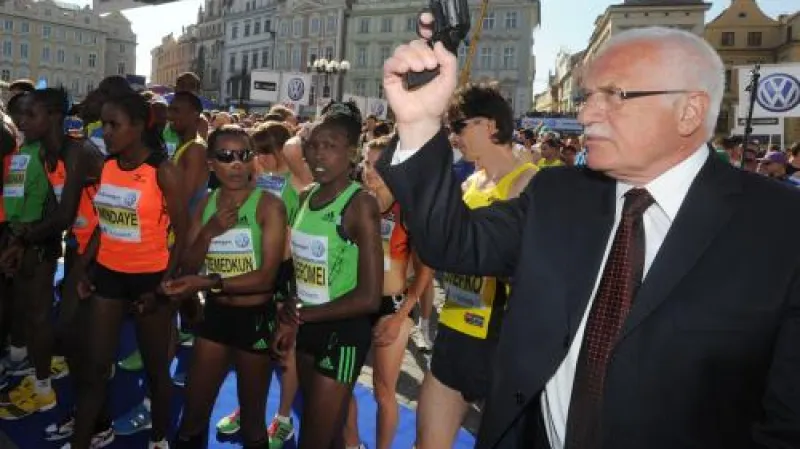 Pražský maraton odstartoval Václav Klaus