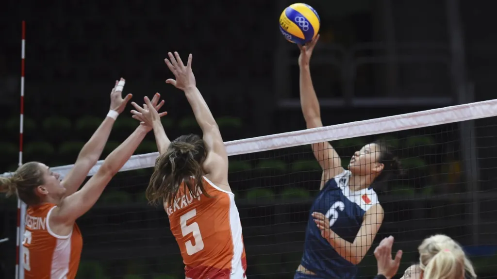 Utkání Čína–Nizozemsko