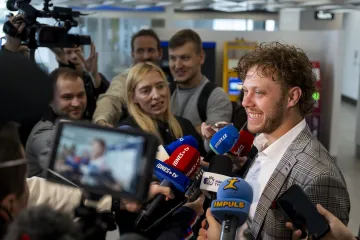 David Pastrňák před odletem na MS