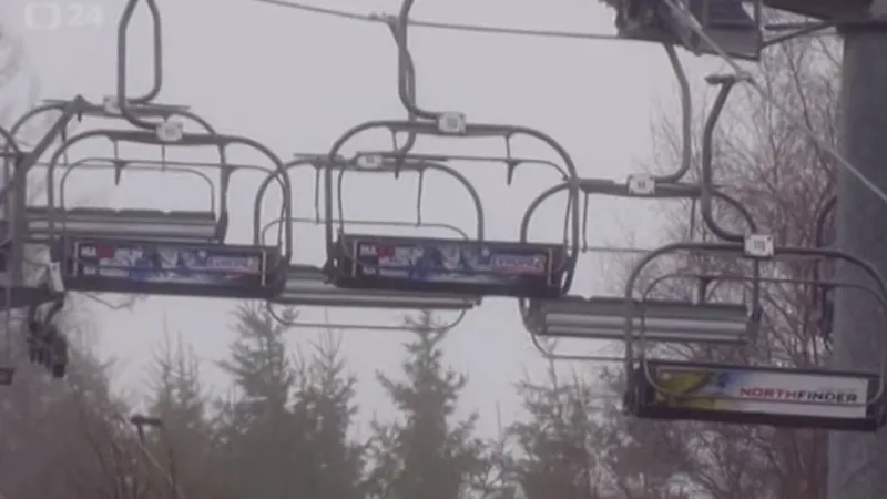 Vítr v Harrachově odvál závod týmů. Soutěž musela být zrušena