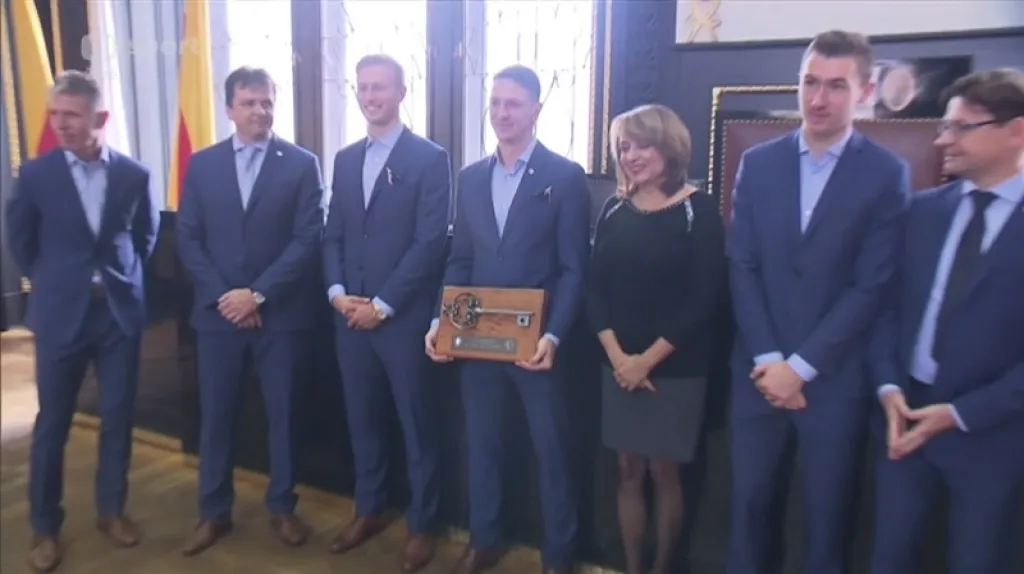 Slávisté s klíčem města Prahy