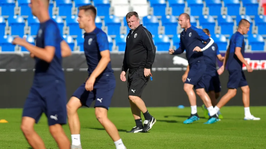 Kouč Pavel Vrba na tréninku Plzně