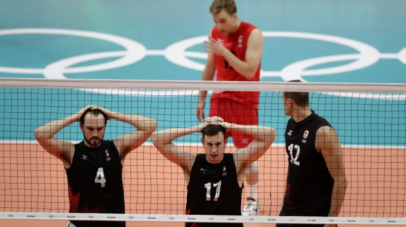 Zklamaní Kanaďané v závěru čtvrtfinále s Ruskem