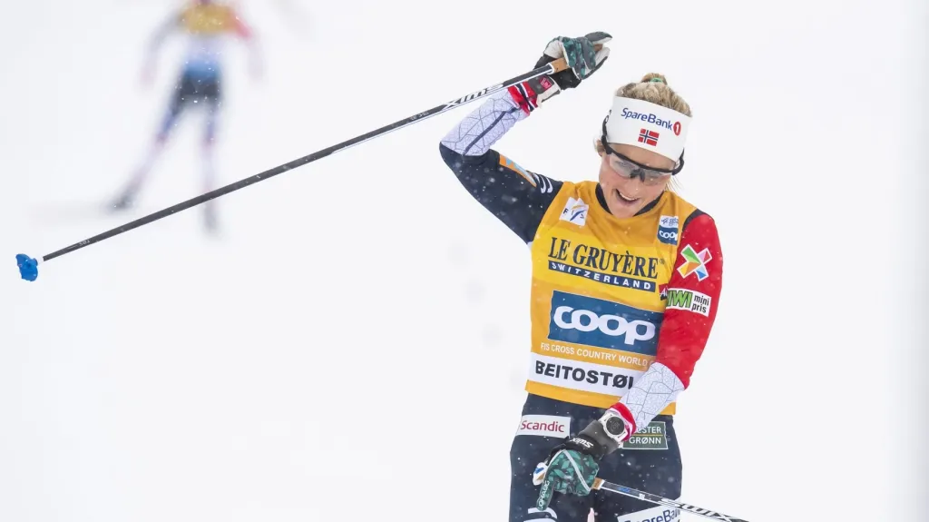 Slavící Norka Therese Johaugová