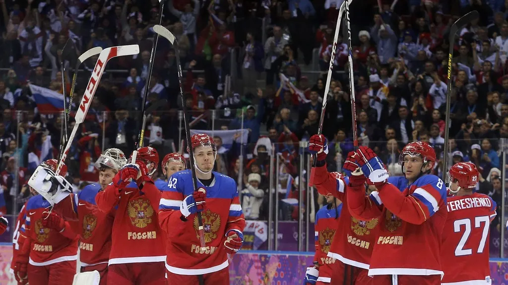 Děkovačka ruských hokejistů po zápase se Slovinskem