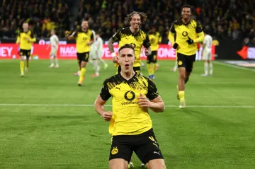 Nico Schlotterbeck se raduje z branky