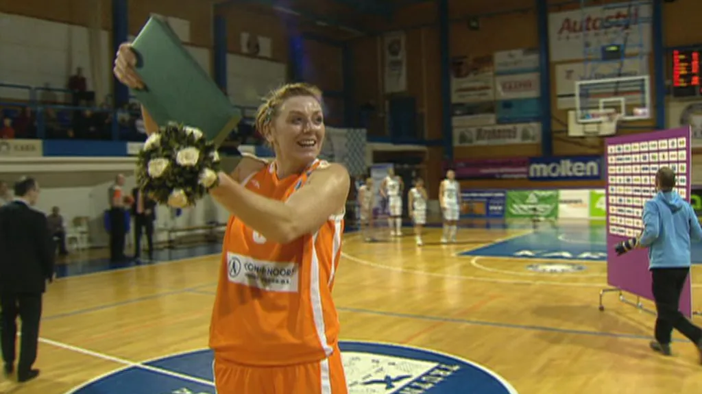 Reisingerová přebírá cenu