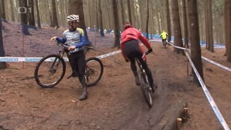 Závodníci si zkouší trať v Novém Městě