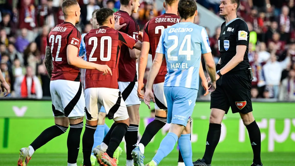 Ondřej Berka (vpravo)