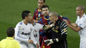 Strkanice v utkání Barcelona - Real