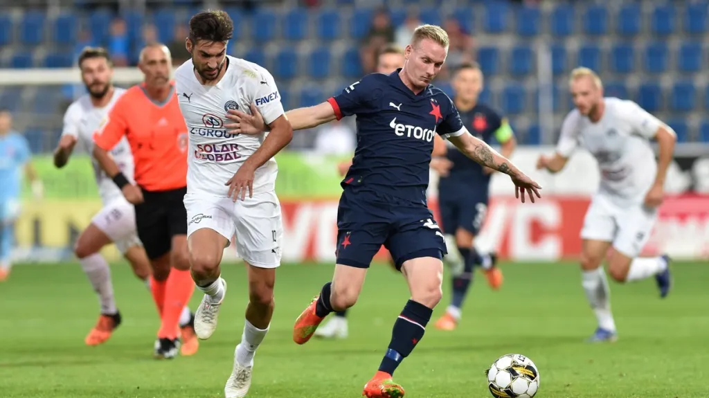 Zleva Michal Trávník ze Slovácka a Petr Ševčík ze Slavie