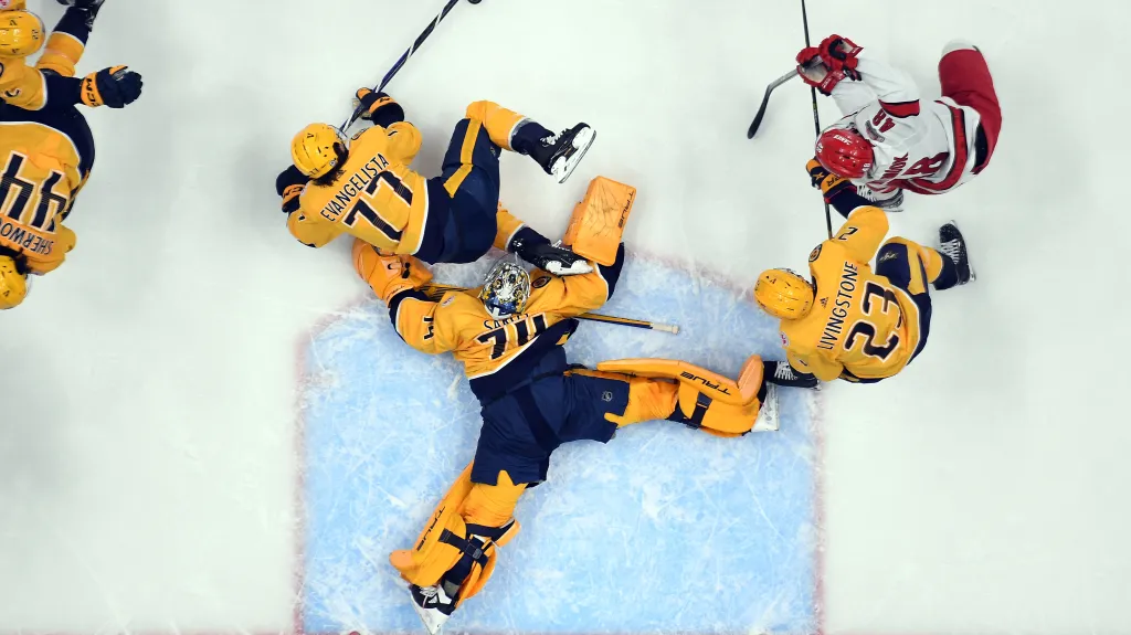 Poslední přípravný zápas Carolina Hurricanes proti Nashville Predators