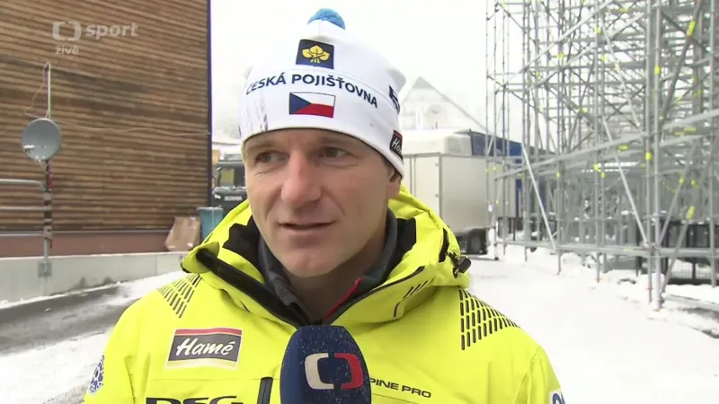 Vítek: Vyšetření ukázalo, že má Šlesingr poškozený obratel