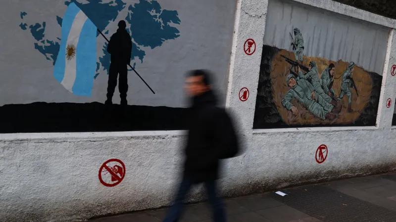 Murál v Buenos Aires připomínající válku o Falklandy