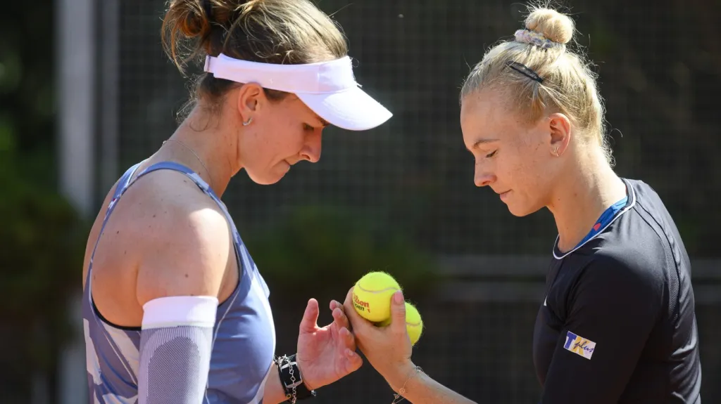 Barbora Krejčíková a Kateřina Siniaková 