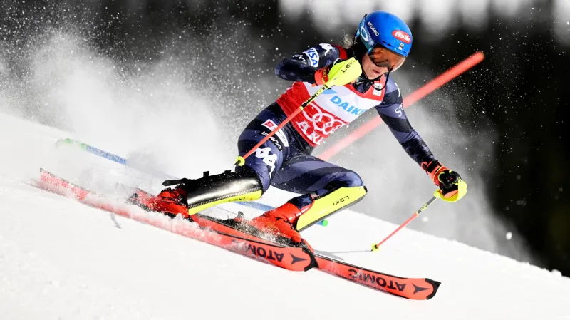 Vítězná jízda Mikaely Shiffrinové ve slalomu v Aare
