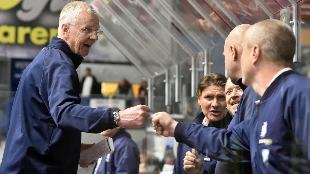 Kari Jalonen se svým týmem