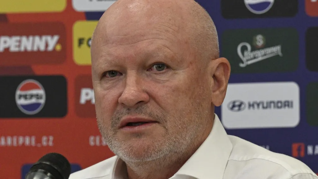 Trenér české fotbalové reprezentace Ivan Hašek