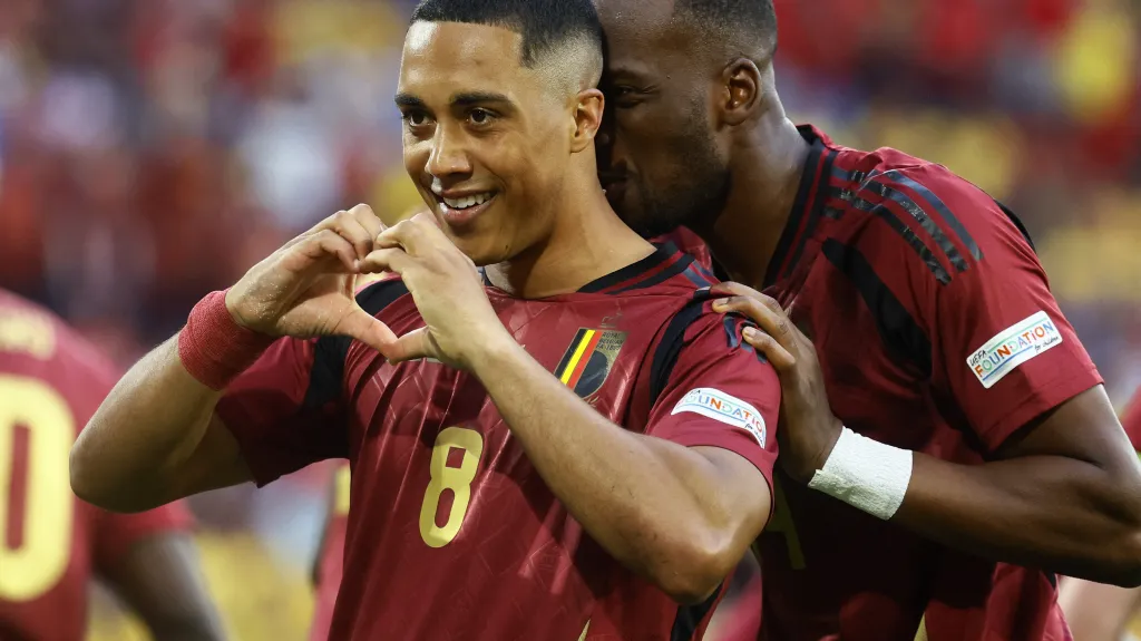 Oslava Tielemanse po brance proti Rumunsku