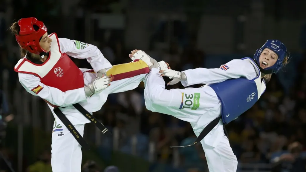 Jade Jonesová (vpravo) ve finále turnaje do 57 kg