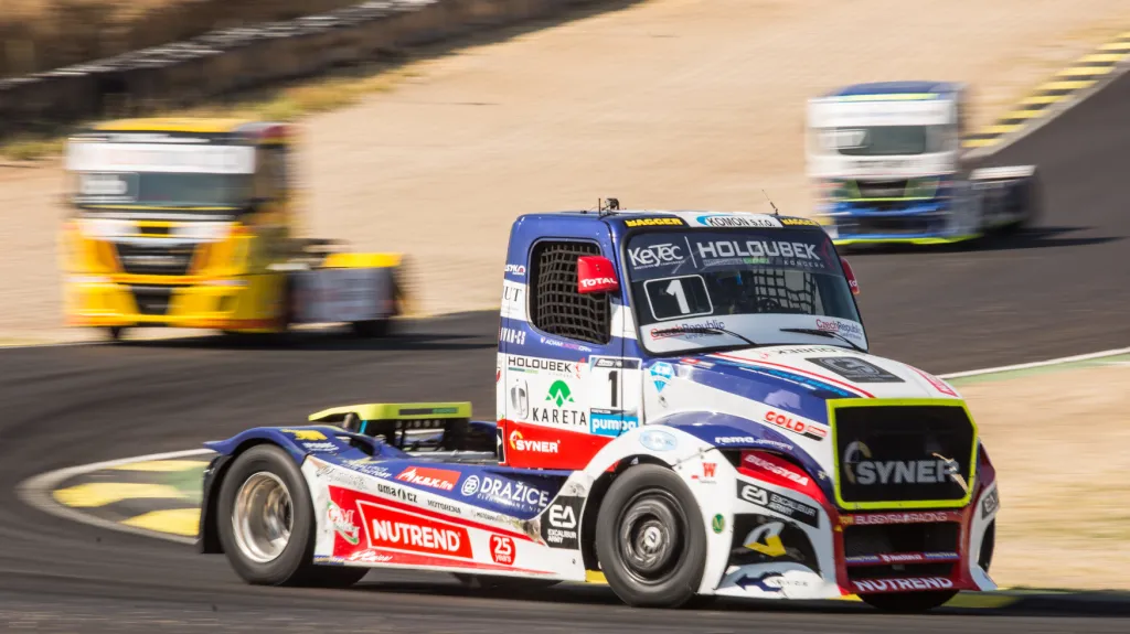 Automobilový jezdec Adam Lacko