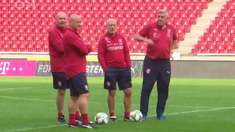 Hušbauer je rád za velký počet slávistů v reprezentaci, Trávník se těší domů