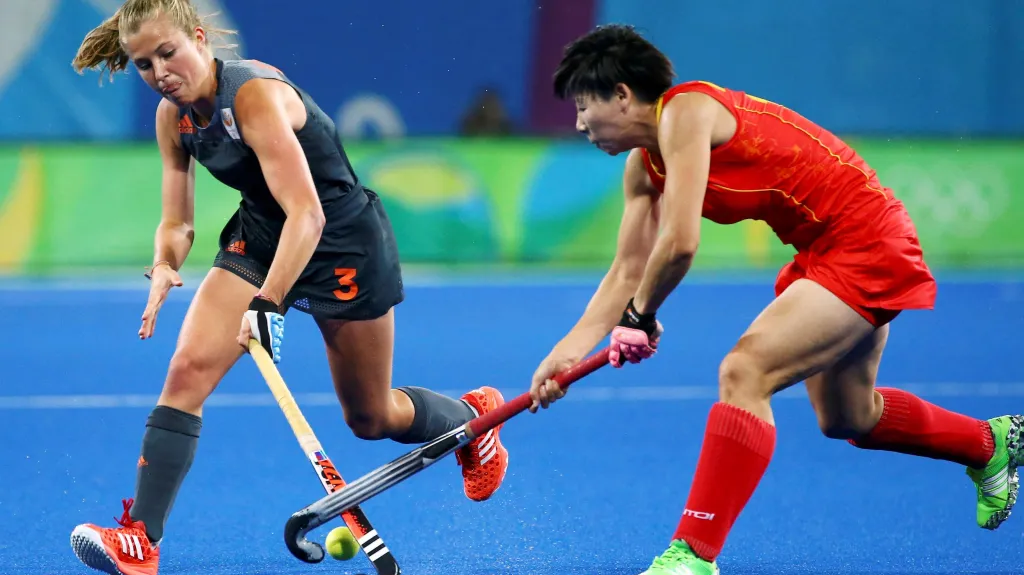 Utkání v pozemním hokeji mezi Nizozemskem a Čínou