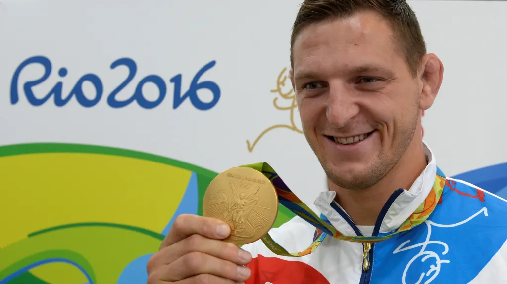 Lukáš Krpálek se zlatou medailí