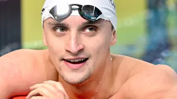 Semifinále na 50 metrů znak a ohlasy Miroslava Knedly