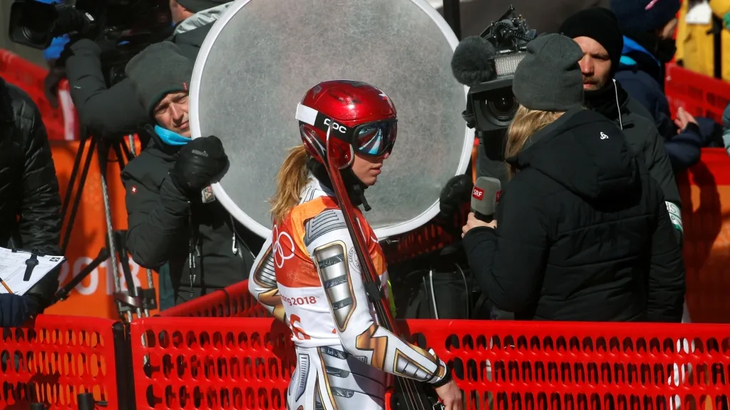 Ester Ledecká v cíli super-G