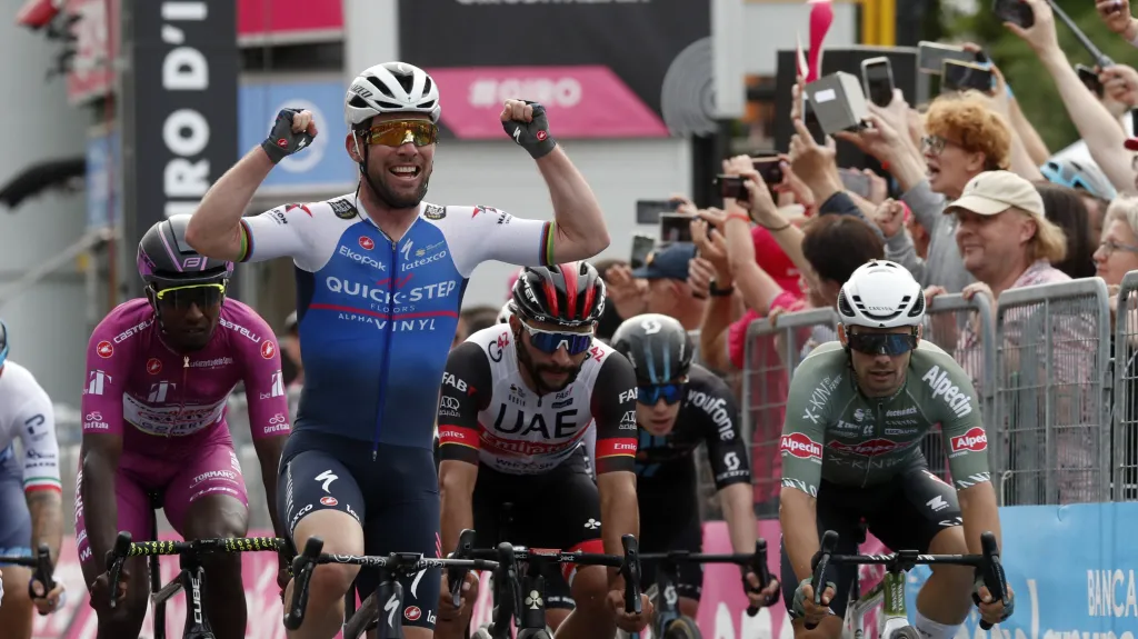 Mark Cavendish slaví etapový triumf