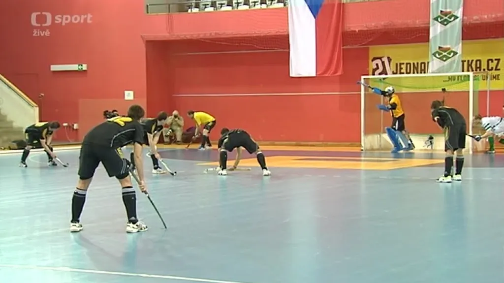 Extraligu halového hokeje vyhráli hráčky Slavie a hokejisté Bohemians