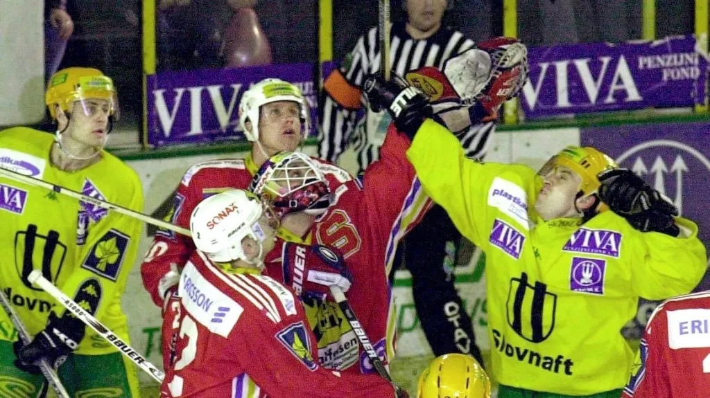 Finálová série Sparta – Vsetín v roce 2000