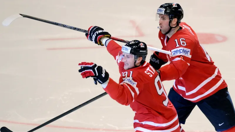 Stamkos slaví úvodní gól Kanady