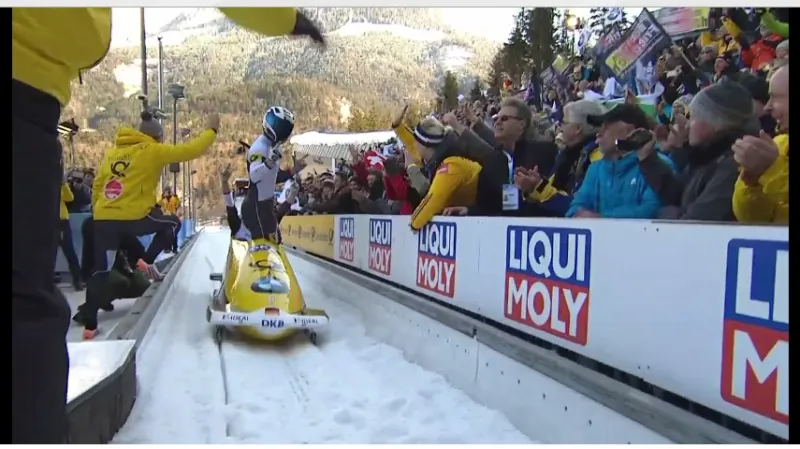 Zlatá jízda Francesca Friedricha na MS bobistů