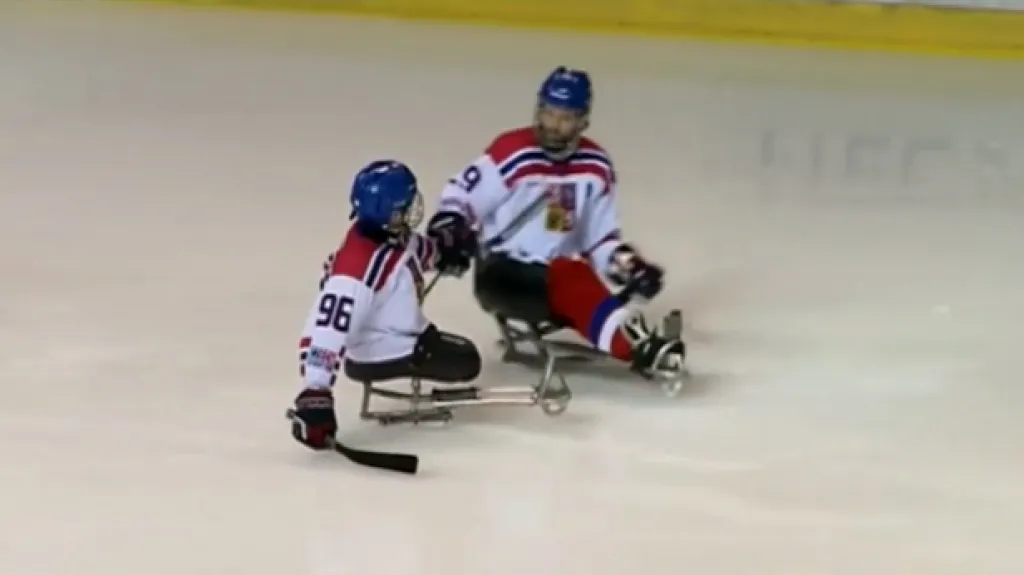 Sledge hokejisté rozstříleli na MS Velkou Británii 12:0